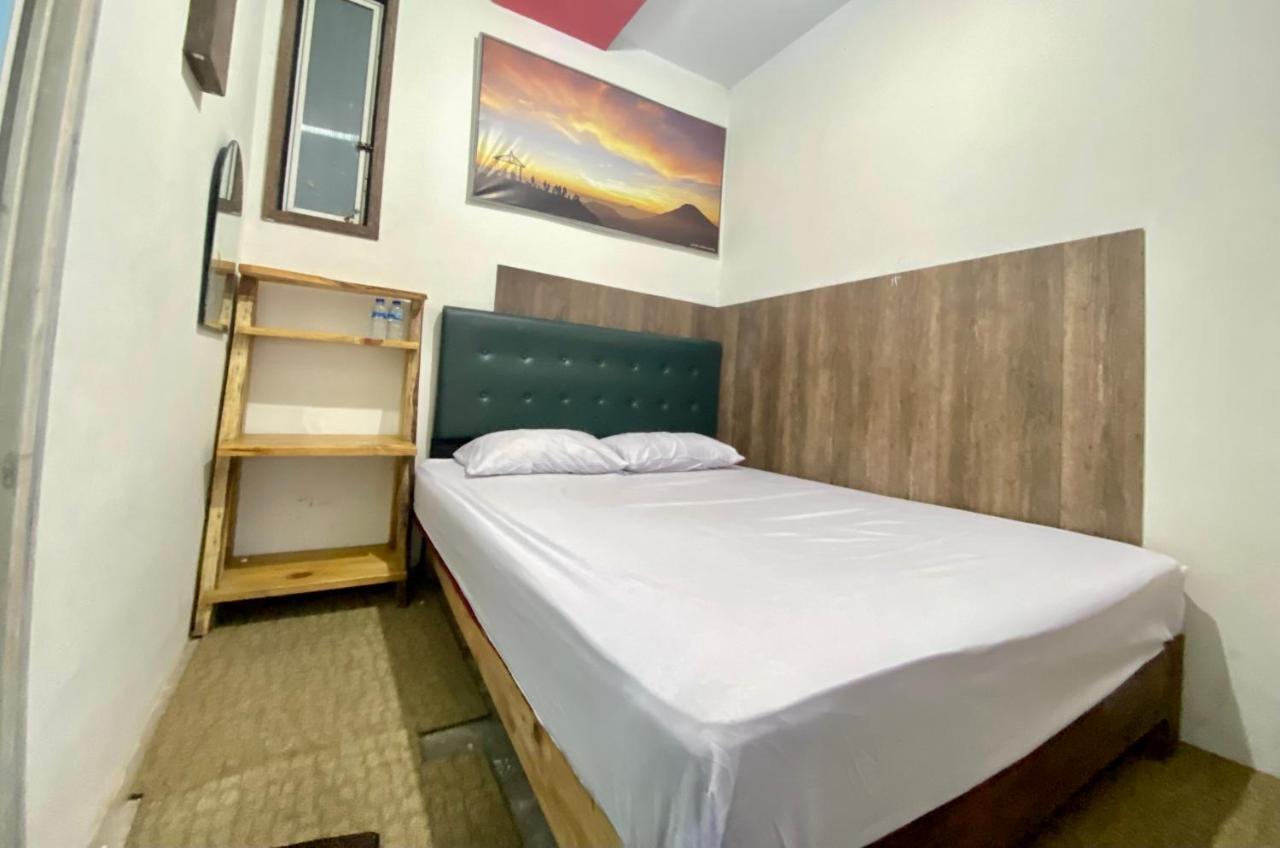 Homestay Batu Kelir Syariah Dieng Mitra Reddoorz Diyeng Eksteriør bilde